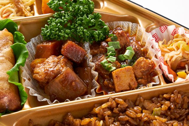 吉祥中華 結-musubi-（岩槻店）-【Wメイン】黒酢酢豚＆麻婆豆腐弁当【焼飯】