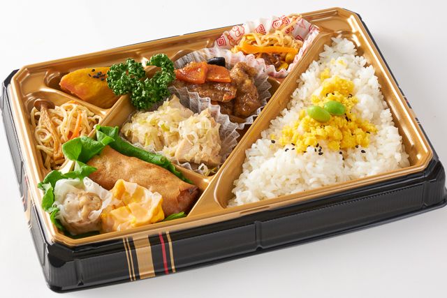 吉祥中華 結-musubi-（岩槻店）-【Wメイン】蒸し鶏葱ソース＆牛肉の黒胡椒炒め弁当【白飯】