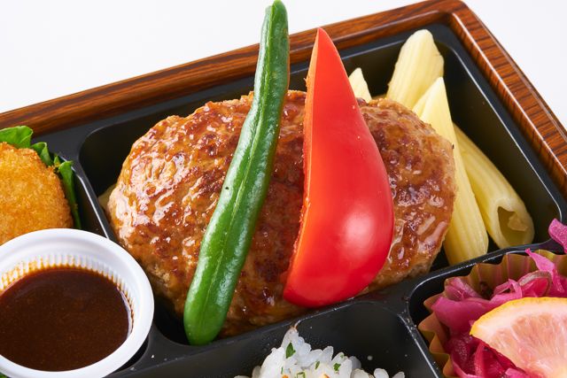 WERK―街の洋食―（東京店）-熟成シャリアピンハンバーグ ＆ 蟹クリームコロッケ