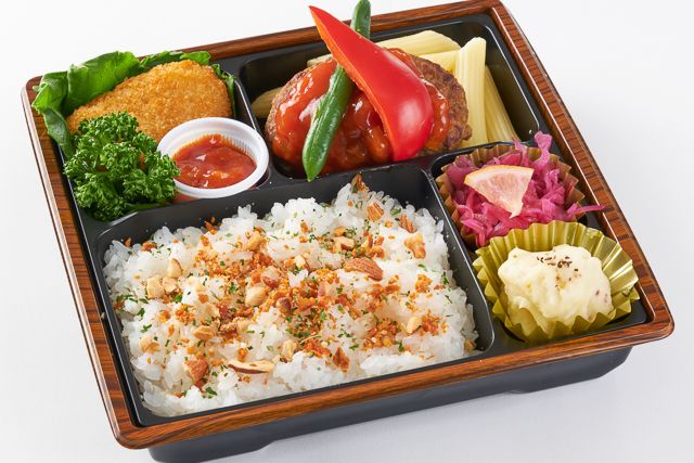 WERK―街の洋食―（東京店）-ごろごろ野菜のトマトソースハンバーグ ＆ 蟹クリームコロッケ