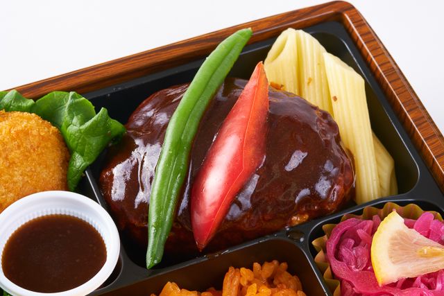 WERK―街の洋食―（岩槻店）-ふわとろオムライス ＆ 濃厚デミグラスハンバーグ