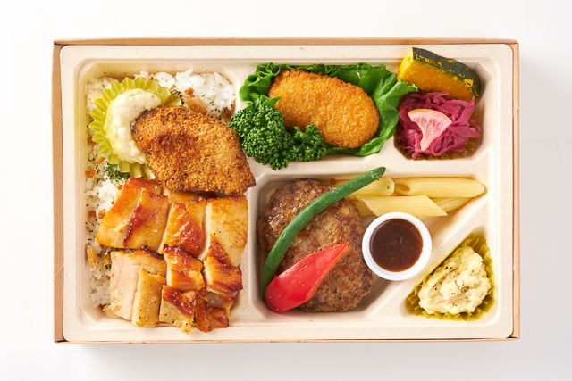 Kitchen Palette（東京店）-本格ハンバーグとWチキン＆白身魚のプレミアム弁当【白米】