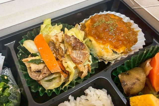 かるっと-野菜炒め＆豆腐ハンバーグ弁当