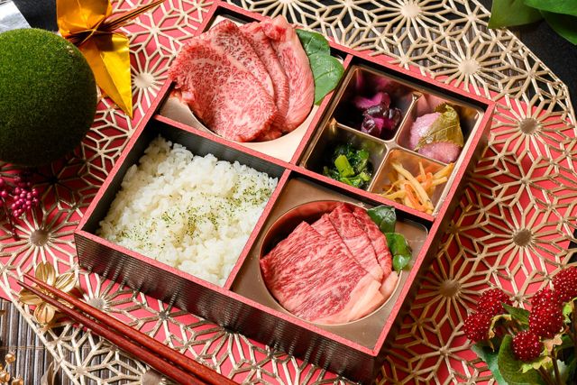 和牛弁当匠-takumi--近江牛カルビと黒毛和牛三角バラの2種御膳