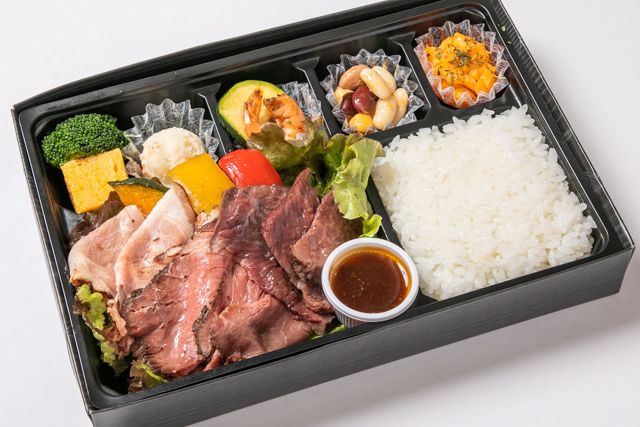 B.B.Q KIMURA Steak＆Grill（名古屋店）-厳選ブラックアンガスサーロインステーキ＆ローストポーク＆ローストビーフ