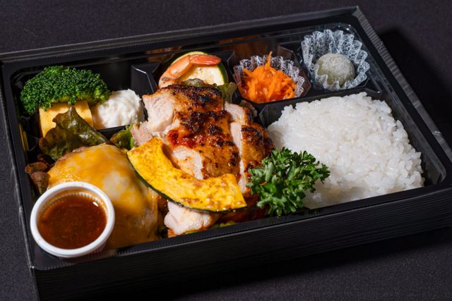 【秋限定】コルビージャックチーズバーグタンドリーBBQチキン