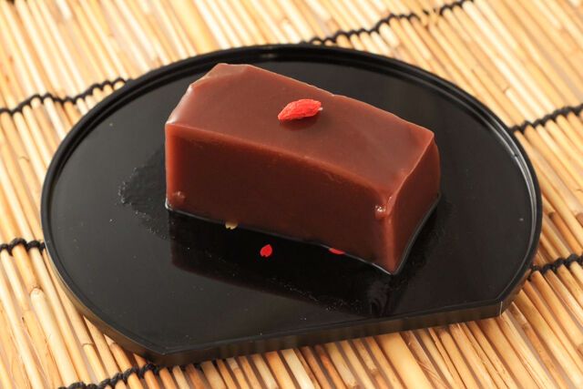 竈炊き 鰻治郎（久留米店）-【熨斗対応可】匠の鰻牛すき重（特松）【デザート付：ようかん】