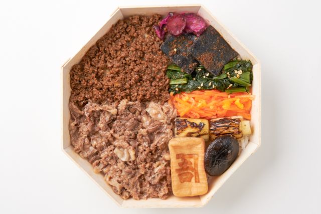 カネ吉山本（東京店）-〜仁〜 特選近江牛焼き肉と黒毛和牛そぼろ煮 八角重