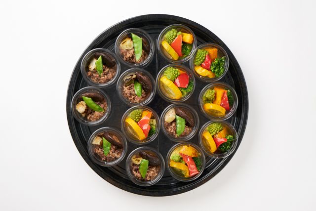 特選 近江牛焼肉＆彩り野菜の山椒バーニャカウダーソース