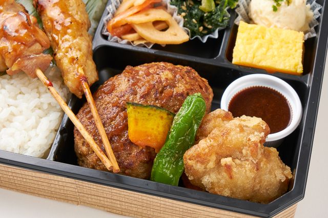 旬菜 琥珀 -kohaku-（東京店）-珀 -旨味ハンバーグと2種の焼き鳥 選べるソース-