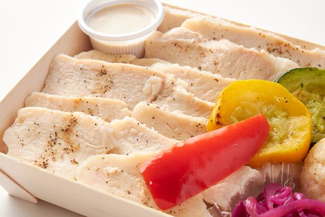 TOTONOE+（トトノエプラス）（東京店）-アマニ鶏のスチームチキン〜ポルチーニクリームソース〜