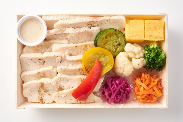 TOTONOE+（トトノエプラス）（東京店）-アマニ鶏のスチームチキン〜ポルチーニクリームソース〜