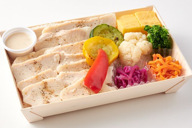 TOTONOE+（トトノエプラス）（東京店）-アマニ鶏のスチームチキン〜ポルチーニクリームソース〜