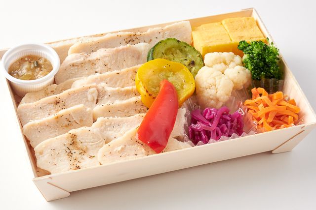 TOTONOE+（トトノエプラス）（東京店）-アマニ鶏のスチームチキン〜香味ソース〜