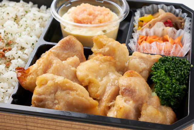 たるたる（東京店）-鶏モモ肉の塩麹焼き 明太子たるたるソース