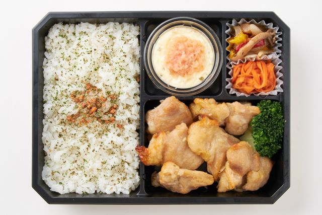 たるたる（東京店）-鶏モモ肉の塩麹焼き 明太子たるたるソース