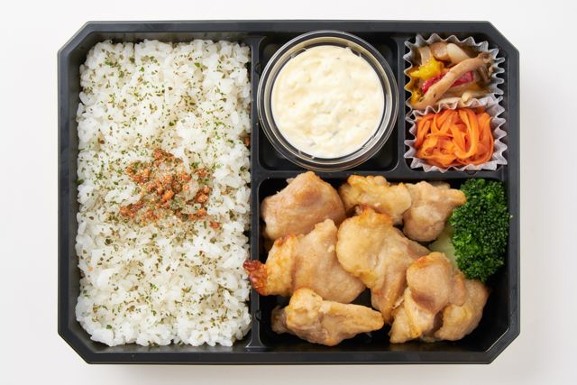 たるたる（東京店）-鶏モモ肉の塩麹焼き たるたるソース