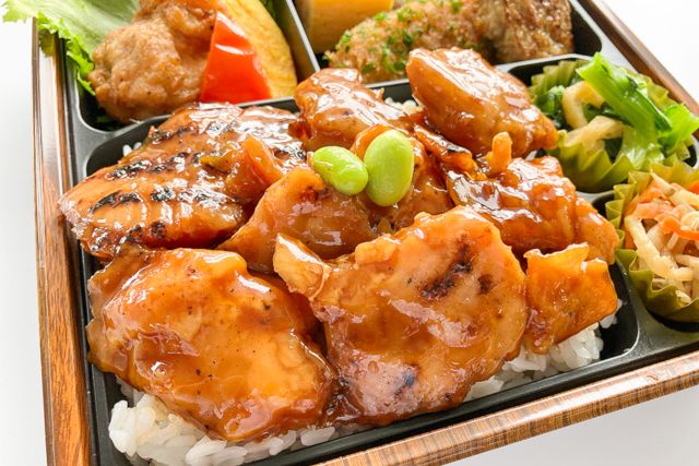 KURA-SHINO kitchen（東京店）-かさね-鶏肉の炭火焼き-