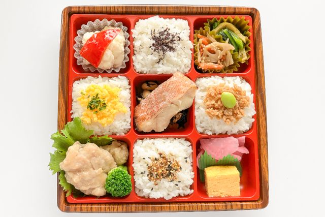KURA-SHINO kitchen（東京店）-【お茶なし】ひだまり-赤魚の西京焼きと鶏肉の塩こうじ焼き-
