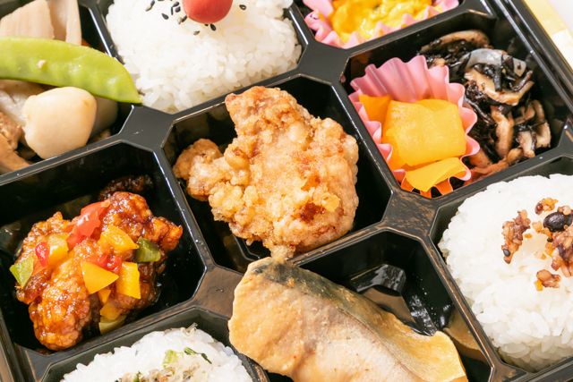 味いち-彩り9升唐揚げ弁当