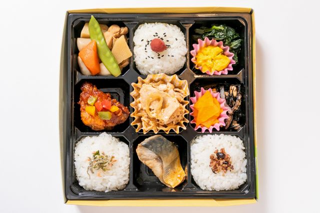 味いち-彩り9升生姜焼き弁当