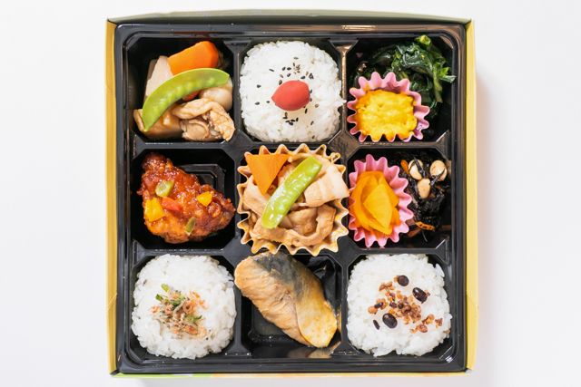 味いち-彩り9升肉じゃが弁当