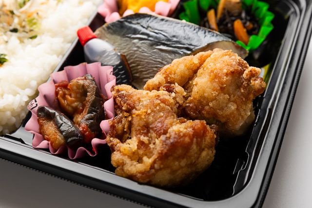 味いち健美-【GABAとたんぱく質が摂れる】発芽玄米粉唐揚げ・焼きサバ弁当