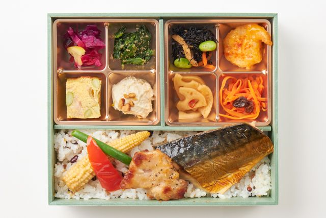 Gemma［ジェンマ］（東京店）-塩麹チキン・焼き塩鯖と厳選8種の旬彩デリ