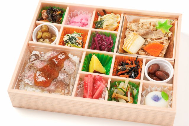 麻布 四季彩堂-【熨斗対応可】牛ロースステーキ重と牛すき焼きの十二彩折詰