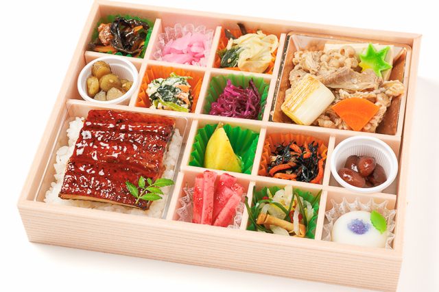 麻布 四季彩堂-【熨斗対応可】鰻重と牛すき焼きの十二彩折詰