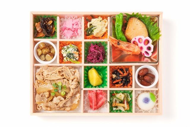 麻布 四季彩堂-【熨斗対応可】銀だら柚庵焼きと柔らか牛めしの十二彩折詰
