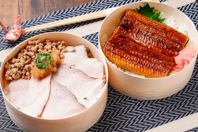 彩うらら-薄切り 炭火焼き ローストポーク＆鰻の2段弁当［U-12］