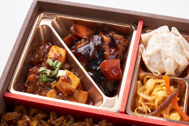 TSUBAME菜館（岩槻店）-飛燕-炒飯と麻婆豆腐と酢豚-