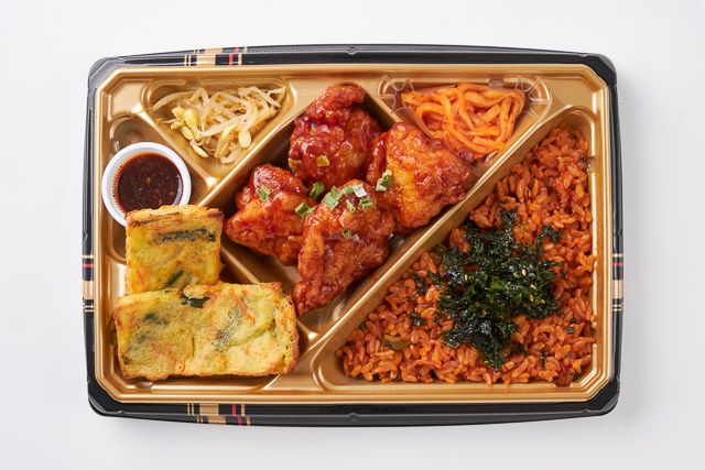 韓菜厨房 モア（岩槻店）-旨辛タッカルビチャーハン＆ヤンニョムチキン