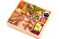 肉割烹 犇-〜雅〜特選和牛すき焼きとステーキ二味重