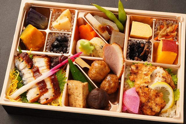 うなぎ懐石 橘-うなぎと若鶏の塩麹漬け唐揚げ