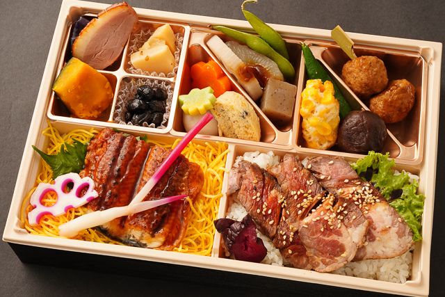 うなぎ懐石 橘-うなぎと牛肩ロース肉のローストビーフ