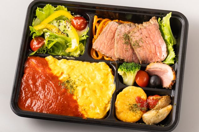 とろとろオムライスのオムタマ亭（札幌店）-とろ～りオムライスとローストビーフ弁当（トマトソース）