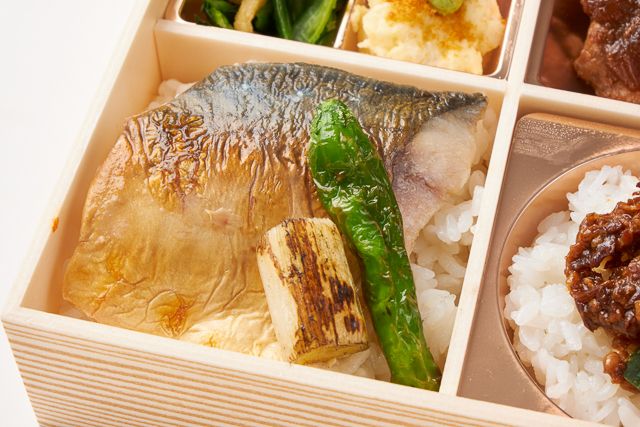 旬菜割烹 膳（東京店）-国産鯖の塩焼きと豚肉の生姜焼き