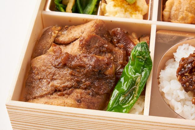 旬菜割烹 膳（東京店）-豚肉の生姜焼きと若鶏の唐揚げ
