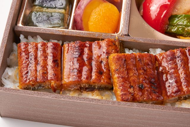 青山 鰻割烹 昇（東京店）-うな重と黒むつ西京焼き御膳