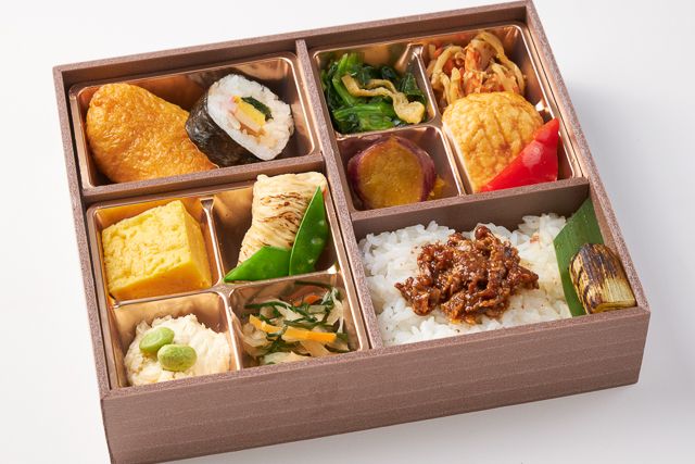 あっさりバランス仕立て～おかずの彩りと牛肉しぐれ煮～