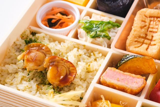 酒井商会（名古屋店）-帆立と牛すきのWごはん御膳