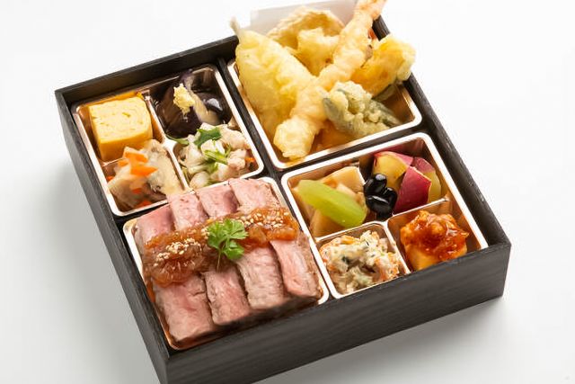 四季の味 莉匠庵 （神戸店）-ステーキ重と天ぷら御膳