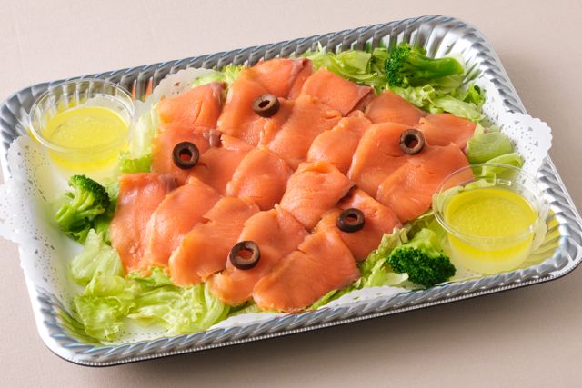 TOKYO BANQUET（大阪店）-スモークサーモン