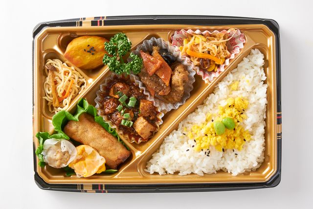 吉祥中華 結-musubi-（福岡店）-【Wメイン】麻婆豆腐＆牛肉の黒胡椒炒め弁当【白飯】