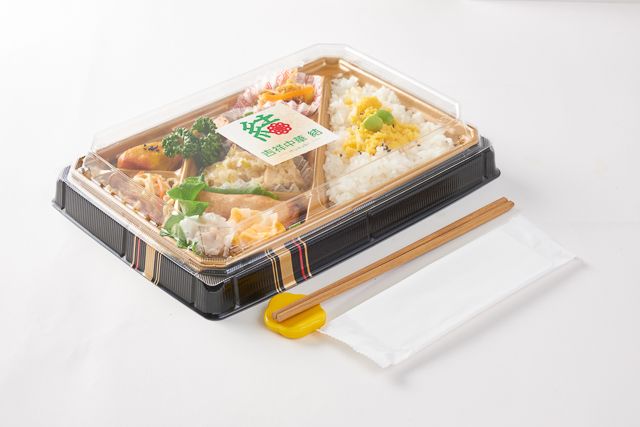 吉祥中華 結-musubi-（福岡店）-【Wメイン】青椒肉絲＆牛肉の黒胡椒炒め弁当【白飯】