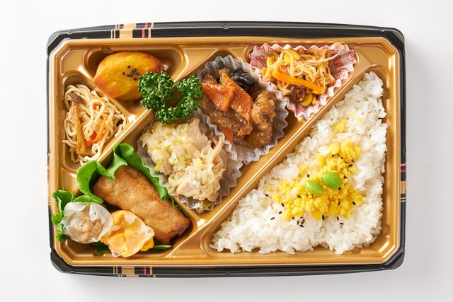 吉祥中華 結-musubi-（福岡店）-【Wメイン】蒸し鶏葱ソース＆牛肉の黒胡椒炒め弁当【白飯】