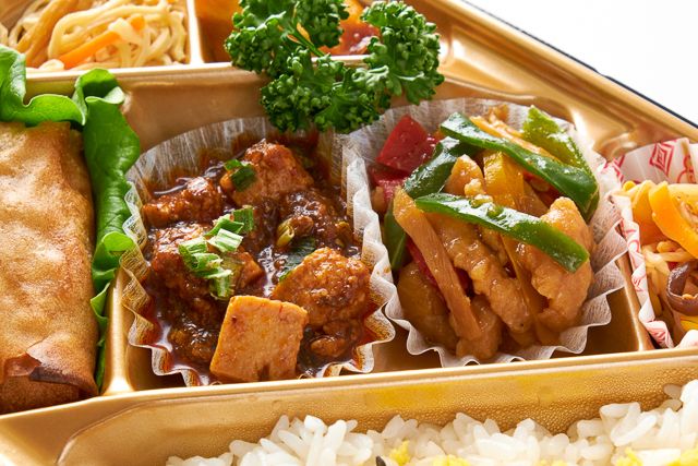 吉祥中華 結-musubi-（福岡店）-【Wメイン】麻婆豆腐＆青椒肉絲弁当【白飯】