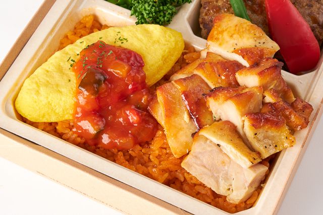 Kitchen Palette（福岡店）-とろとろ卵のオムライスとWチキンステーキ弁当